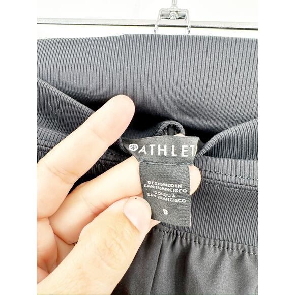 Athleta Nolita Slim Tapered Crop Featherweight Black Pants Size 8 #980400 - Picture 5 of 7